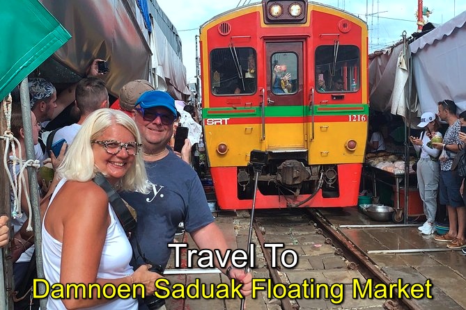 Damnoen Saduak Floating Market